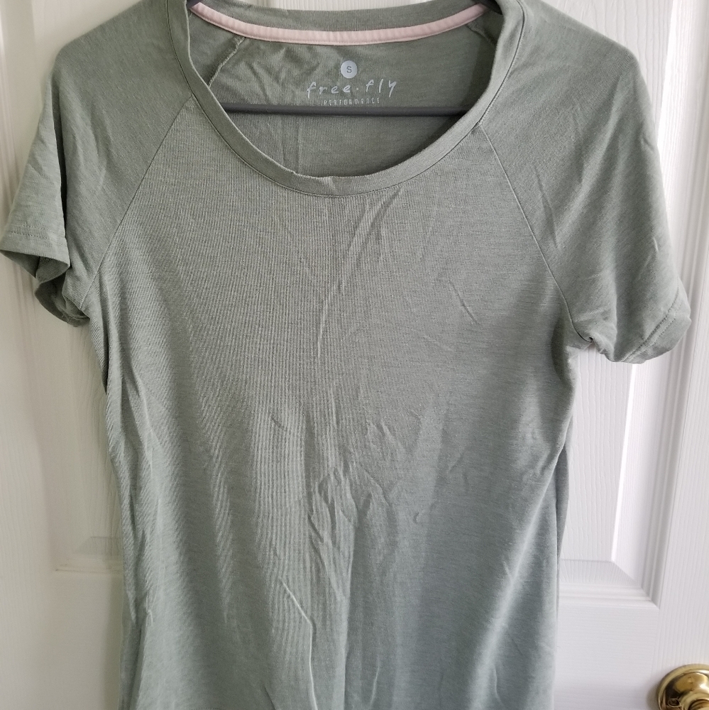 Free fly active top